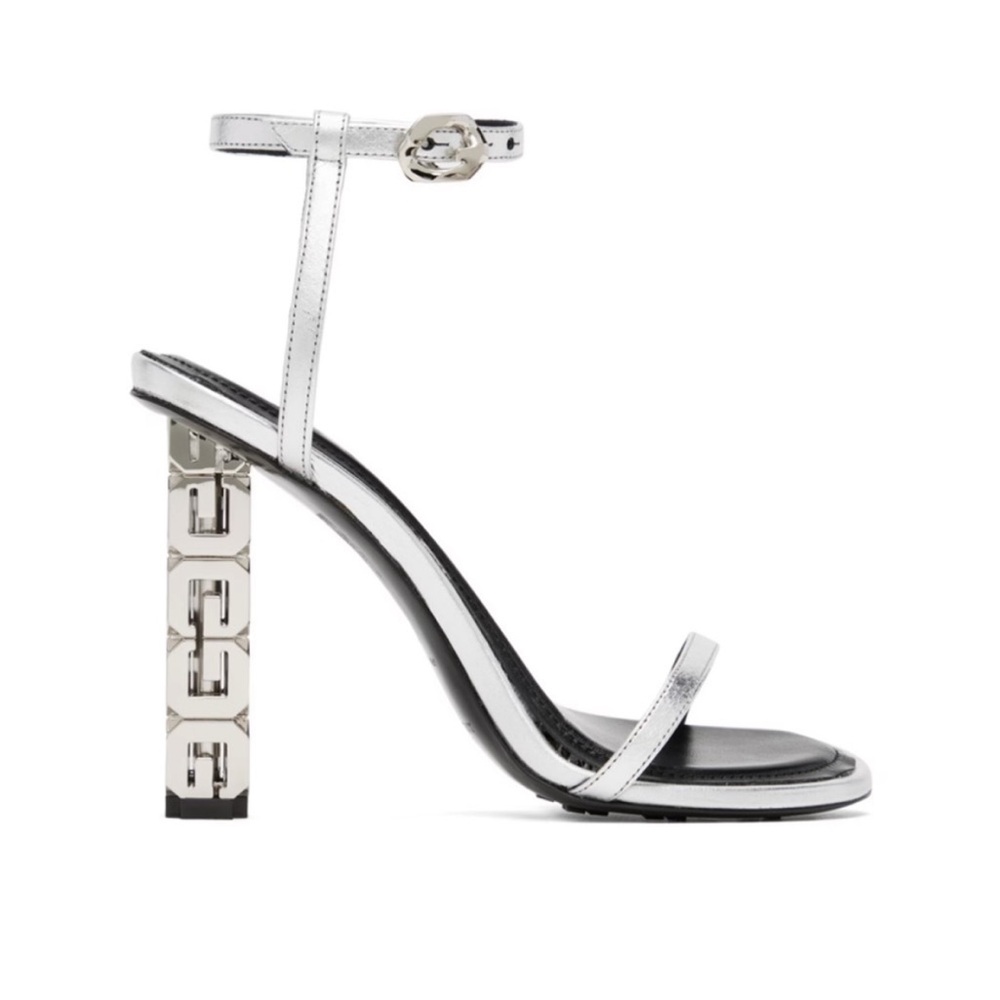 Givenchy Women G Cube heel Sandals in Silver Leather
Sz 38.5 US 8.5 emblem logo